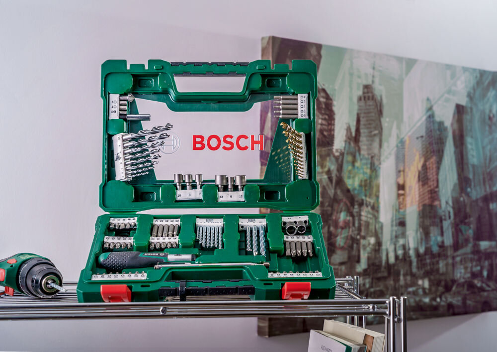 Zestaw wierteł i bitów BOSCH V-Line Titanium (91 elementów)  sztuki wiertła z powłoką TiN do metalu, końcówki z węglika spiekanego do muru, wiertła do drewna