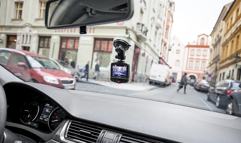 Wideorejestrator LAMAX C7 timelapse nagrywanie poklatkowe