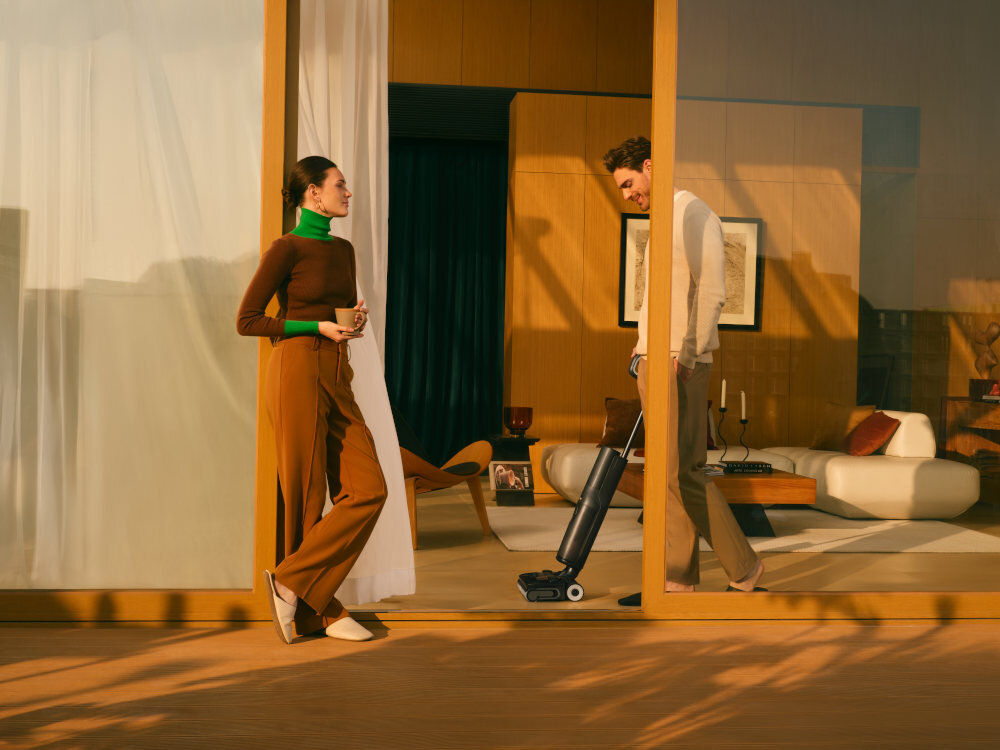 Odkurzacz ROBOROCK F25 Ace Combo Czysta szczotka bez włosów Rolka JawScrapers™ z ostrzami w kształcie zębów rekina skrobaczką o stałym docisku