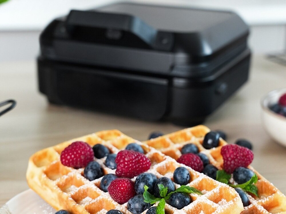 Gofrownica MOZANO Genius AGD-GOF-002 regulacja chrupkości, 8 poziomów, precyzyjna kontrola