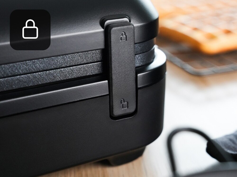 Gofrownica MOZANO Genius AGD-GOF-002 blokada pokrywy, nienagrzewający się uchwyt, antyposlizgowe nóżki