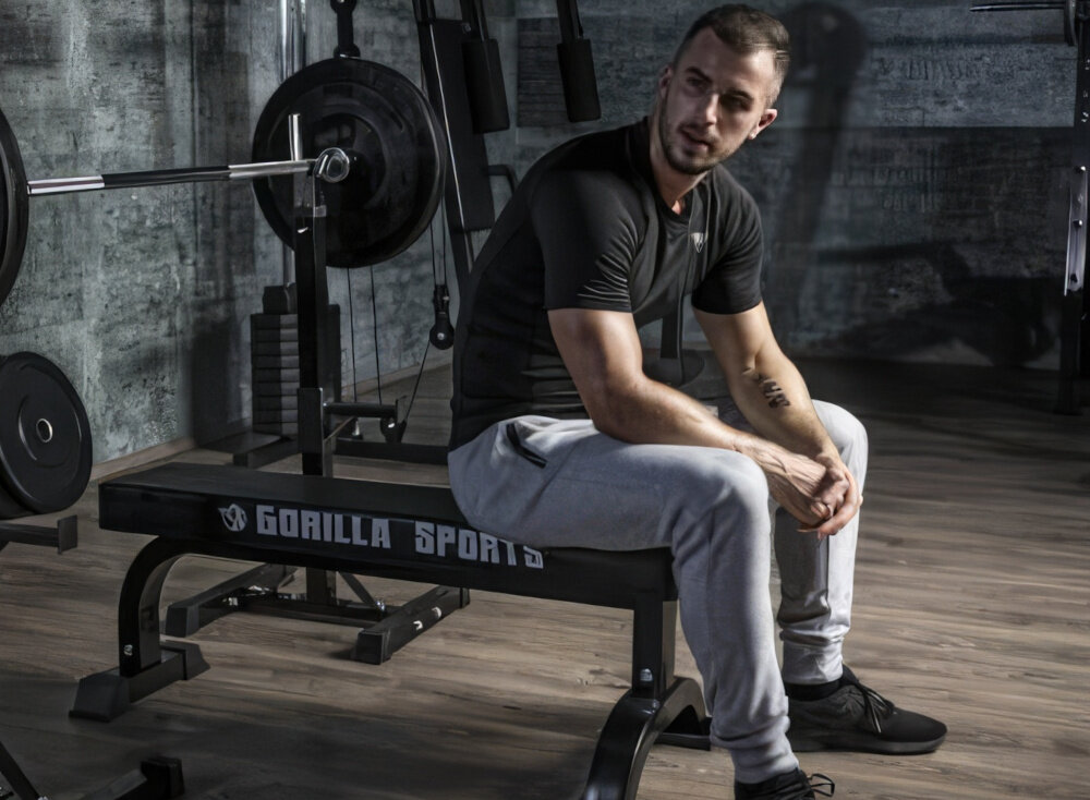 Ławka do ćwiczeń GORILLA SPORTS 2985 duza poduszka 110 x 25 x 8 cm tapicerka ze skory syntetycznej miekkie wypelnienie