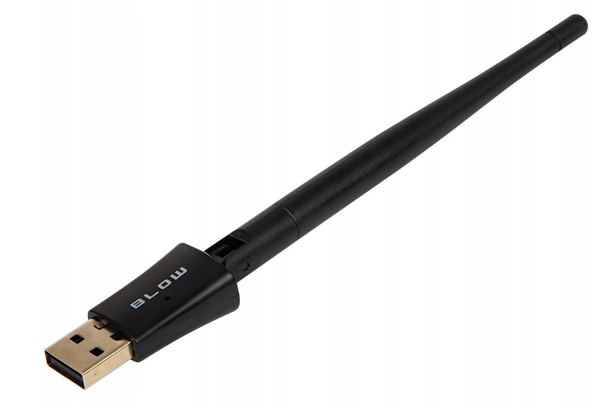 Na obrazie widoczna jest czarna karta sieciowa USB z długą anteną. Na obudowie znajduje się napis \'BLOW\'.
