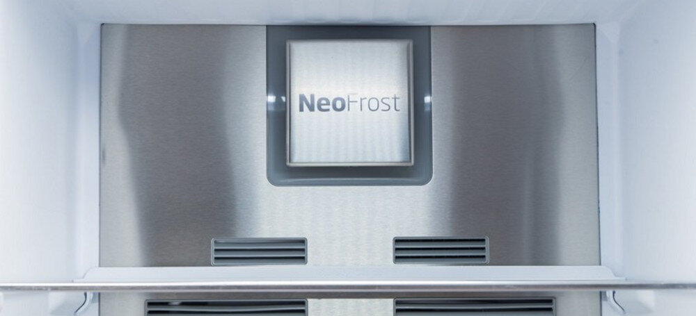 LODÓWKA BEKO BCNA275E5ZSN Technologia NeoFrost bez szronu bez lodu bez rozmrażania