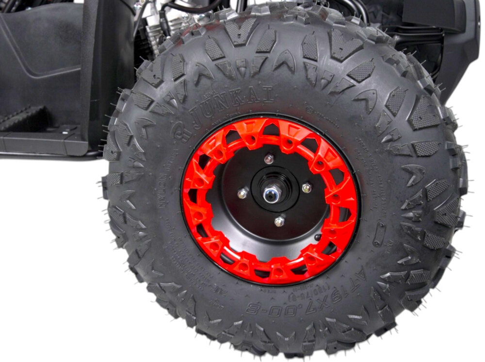 Quad TORQ Viper 125 3+1 VIP125RB-3 Czerwony zbliżenie na tylne koło Wymiary 150 x 97 x 97 cm masa własna około 110 kg do 150 kg Stalowe felgi opony o średnicy 8 cali