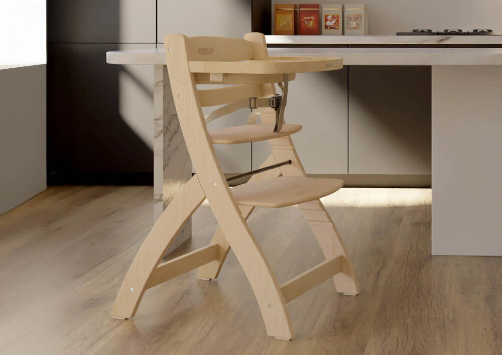 Krzesełko do karmienia NENO Pino 2w1 Wytrzymałe drewno z wysokiej jakości drewna klejonego połączenie solidnej konstrukcji i naturalnego piękna w jednym