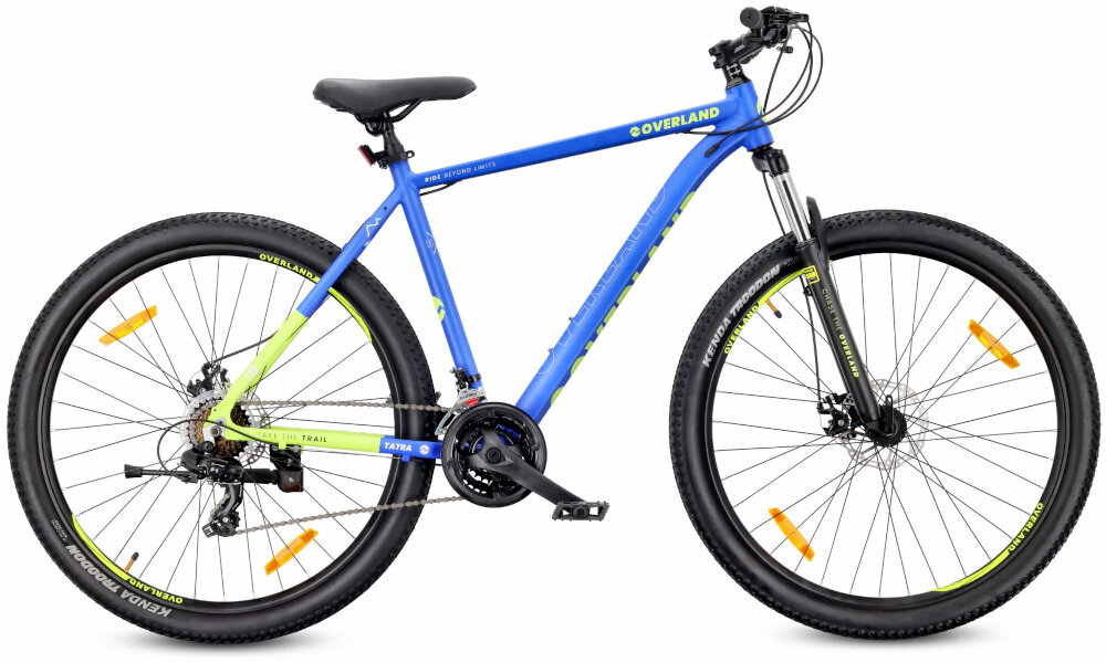 Rower górski MTB TATRA Overland U21 29 cali Niebiesko-limonkowy rower na białym tle widoczny z boku relaks pasja hobby jazda na rowerze