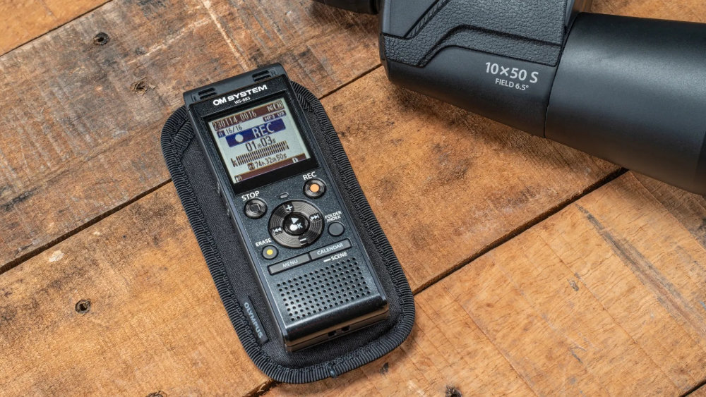 Dyktafon OLYMPUS WS-883  - technologia wyświetlacz