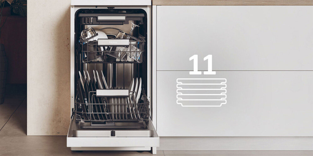 ZMYWARKA HAIER XF1C3TB1FW zdjęcie lifestyle wnętrze środek otwarta naczynia talerze szklanki kubki infografika pojemność duża pojemność do niewielkich kuchni szerokość 45 cm konstrukcja budowa zabudowa 11 kompletów