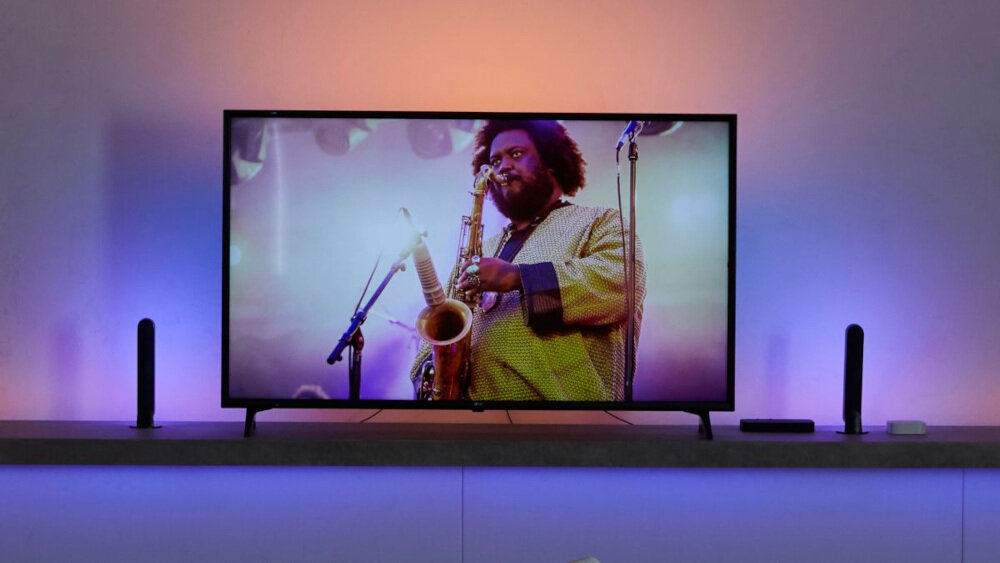 Sterownik PHILIPS HUE 929002275802 współpracuje z wszystkimi żarówkami i lampami PHILIPS HUE White i Color Ambiance dynamiczna reakcja zmienia kolor