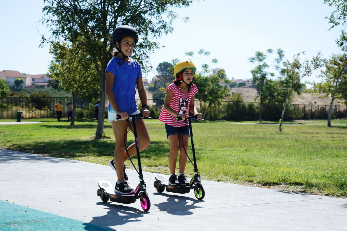 Hulajnoga elektryczna RAZOR Power Core E90 Czerwony hamulec podest