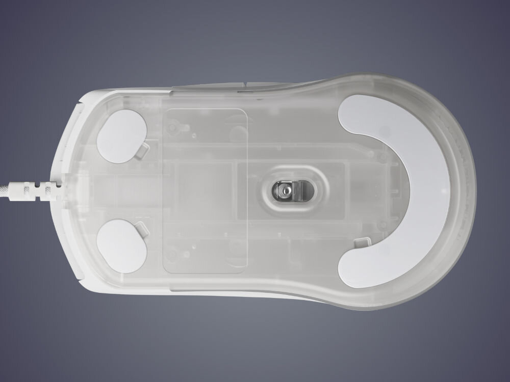 Mysz STEELSERIES Rival 3 Gen 2 widok z dołu ergononiczny kształt lekka budowa komfort