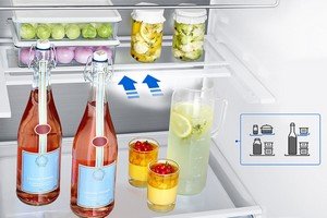 Samsung Funkcjonalne rozwiązanie. Praktyczna, wysuwana półka Samsung Funkcjonalne rozwiązanie. Praktyczna, wysuwana półka