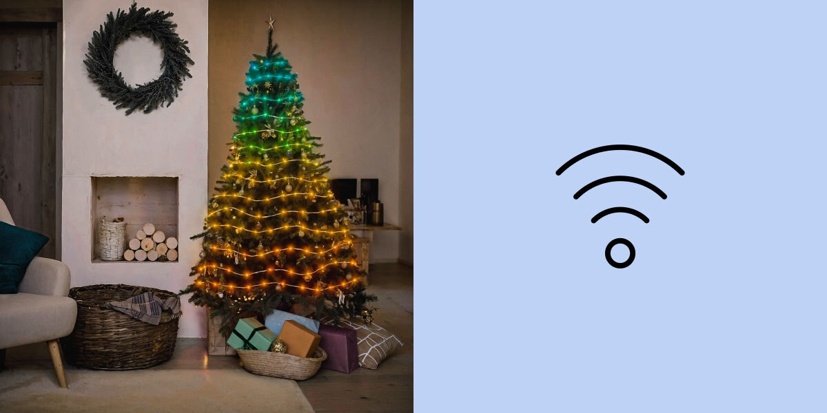 Po lewej stronie znajduje się choinka ozdobiona kolorowymi światełkami LED, a pod nią leżą zapakowane prezenty. Po prawej stronie widoczna jest ikona symbolizująca sygnał Wi-Fi na jasnoniebieskim tle.