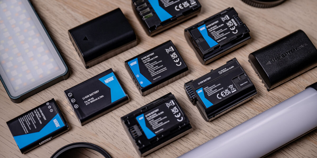 Akumulator NEWELL 1280 mAh do Nikon EN-EL25, obudowa, przeciążeniem, przegrzaniem, przeładowaniem, Akumulator Newell zamiennik EN-EL25 do Nikon w otoczeniu akumulatorów marki Newell