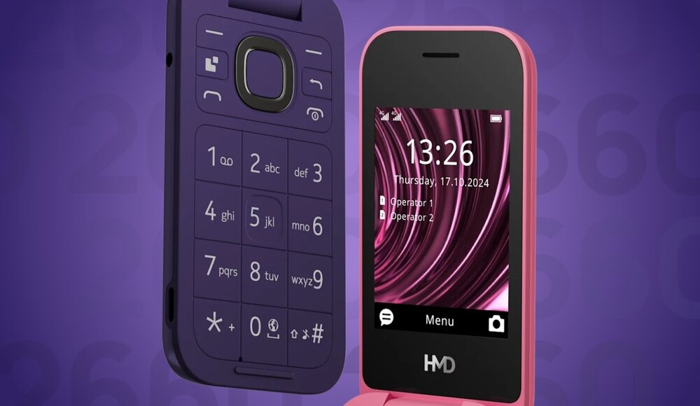 Na obrazie widoczny jest fioletowy telefon z klapką oraz różowy telefon z wyświetlaczem pokazującym godzinę 13:26 i datę Thursday, 17.10.2024. Na ekranie widoczne są także napisy \'Operator 1\', \'Operator 2\', oraz logo \'HMD\'.