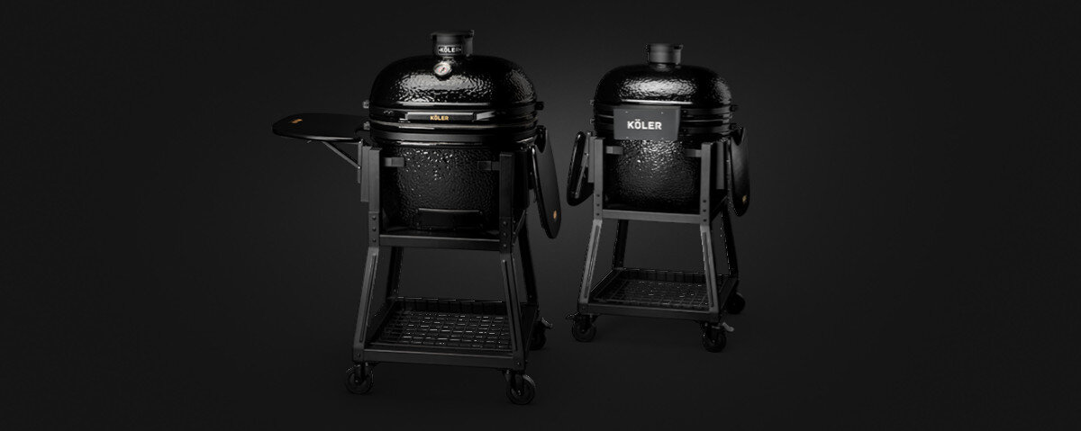Grill węglowy KOLER Kamado EG23, ceramika, medal, grill, gotowanie, na czarnym tle grill w 2 opcjach, frontem na wprost