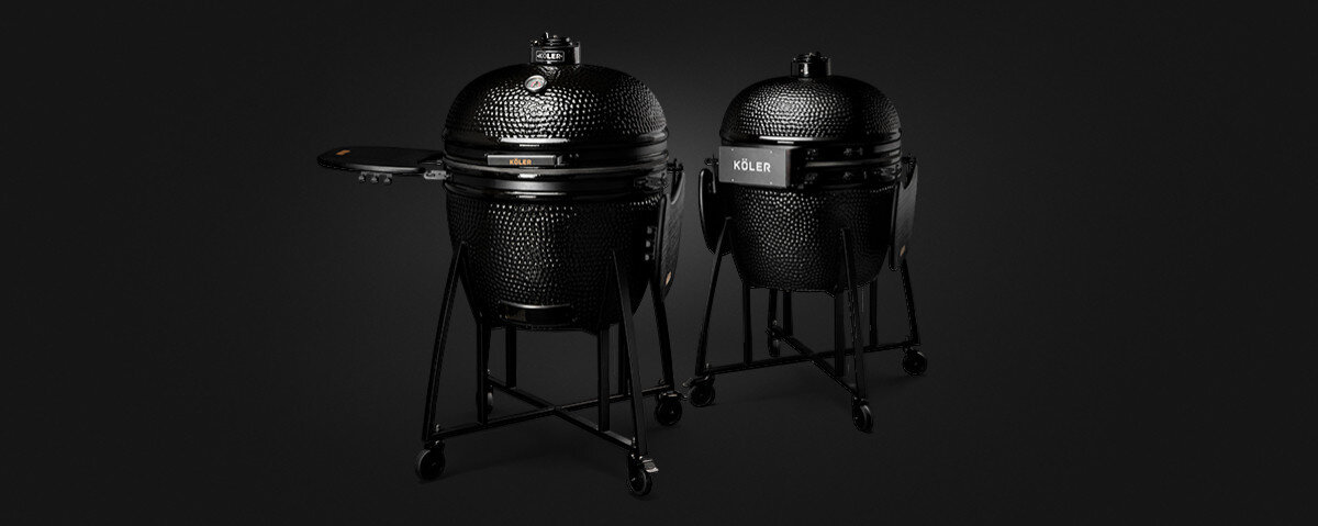 Grill węglowy KOLER Kamado EG29, ceramika, medal, grill, gotowanie, na czarnym tle grill w 2 opcjach, frontem na wprost