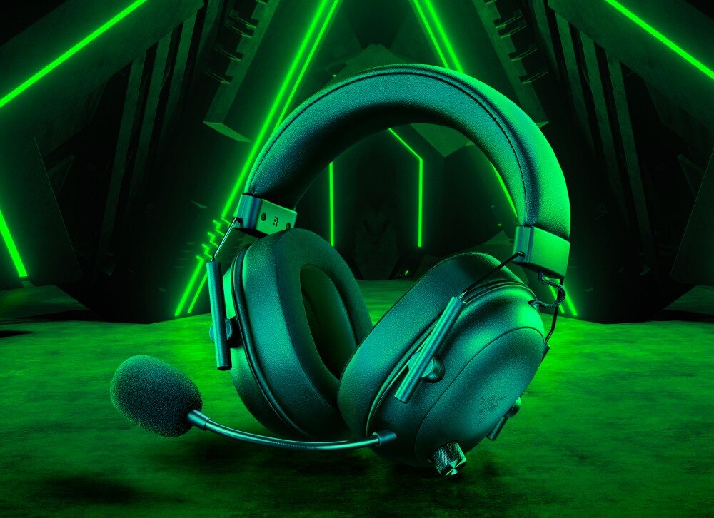 Słuchawki RAZER BlackShark V2 HyperSpeed design komfort lekkość dźwięk jakość wrażenia słuchowe ergonomia lekkość sport aktywność podróże czas pracy działanie akumulator 