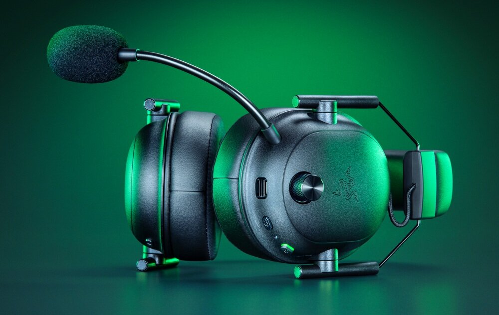 Słuchawki RAZER BlackShark V2 HyperSpeed design komfort lekkość dźwięk jakość wrażenia słuchowe ergonomia lekkość sport aktywność podróże czas pracy działanie akumulator 