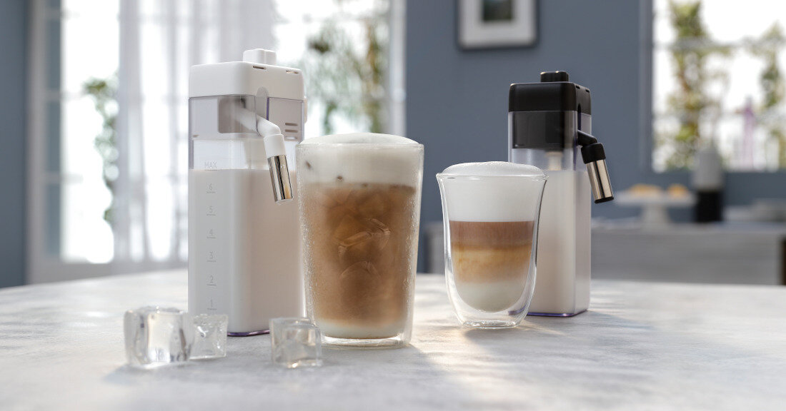 Ekspres DELONGHI PrimaDonna Aromatic ECAM630.75.TSM (Cold Brew) Opcje także bez laktozy z napojami roślinnymi sojowe migdałowe owsiane dieta roślinna