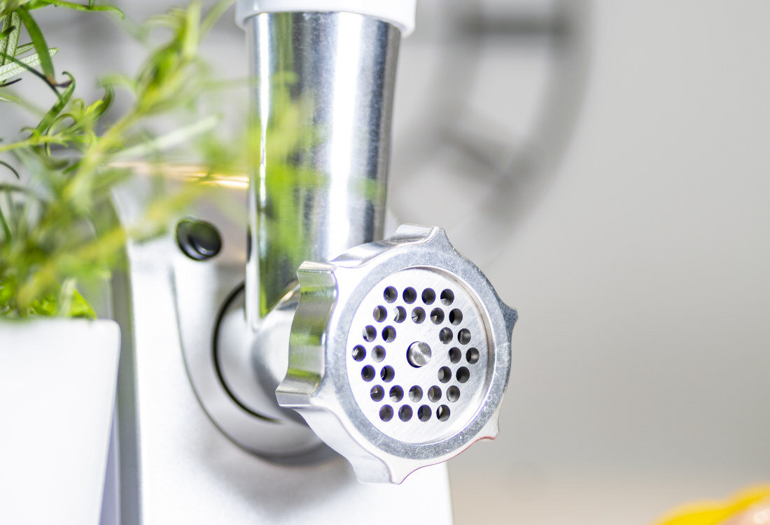 Maszynka do mięsa ADLER AD 4808 3 sitka średnica dostosowanie potrzeby preferencje