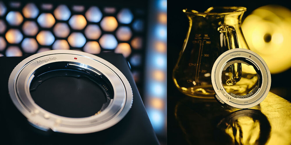 ADAPTER BAGNETOWY Z AUTOFOCUSEM MEGADAP ETZ21 PRO+ - SONY E NIKON Z Kolaż z dwoma zdjęciami metalowego adaptera bagnetowego – na czarnym pudełku oraz oparty o szklane naczynie kv lifestyle początek opisu sekcja nagłówkowa