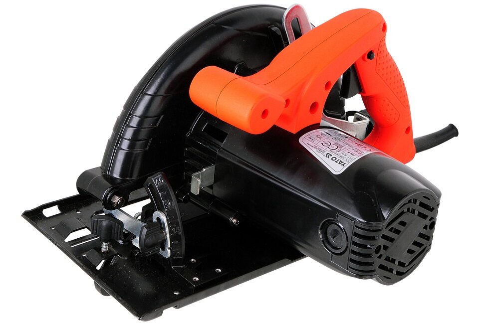 Pilarka tarczowa YATO YT 82153 Udogodnienia na wyciągnięcie ręki włącznik umożliwiający pracę praworęczną i leworęczną odporność na wibracje