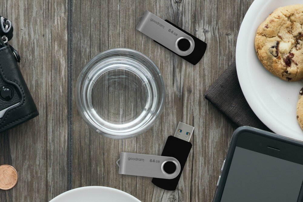 Pendrive GOODRAM UTS3 64GB, USB 3.2 Gen. 1 (USB 3.0), Odczyt 60 MB/s, Zapis 20 MB/s Czarny opis