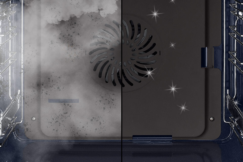 Zdjęcie pokazuje jak para rozmiękcza zabrudzenia we wnętrzu, by łatwo je usunąć Zdjęcie pokazuje jak para rozmiękcza zabrudzenia we wnętrzu, by łatwo je usunąć