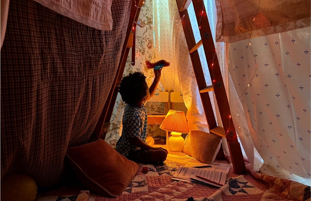 Smartfon APPLE iPhone 17 zdjęcia nocne tryb nocny fotografia w słabym świetle naturalne kolory