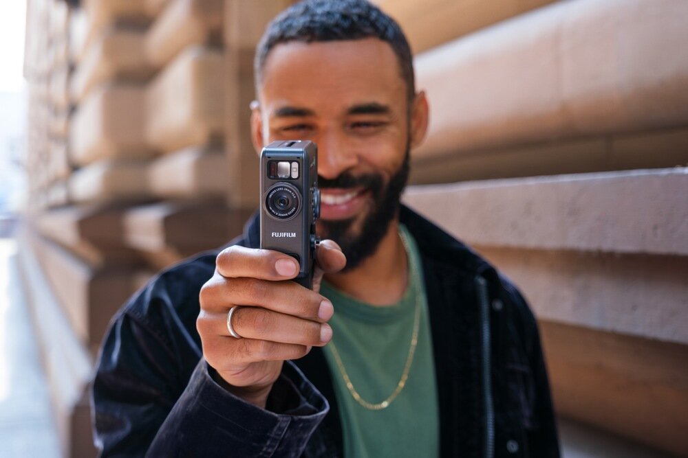 FUJIFILM Instax Mini Evo Cinema EX D zoom cyfrowy kadrowanie