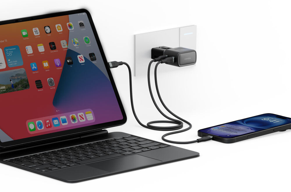 Ładowarka sieciowa ENERGEA TravelGo 45W Złoto-czarny kompaktowa ładowarka podróżna wymiary waga system Pin-Lock w kilku wariantach kolorystycznych do 150 krajów