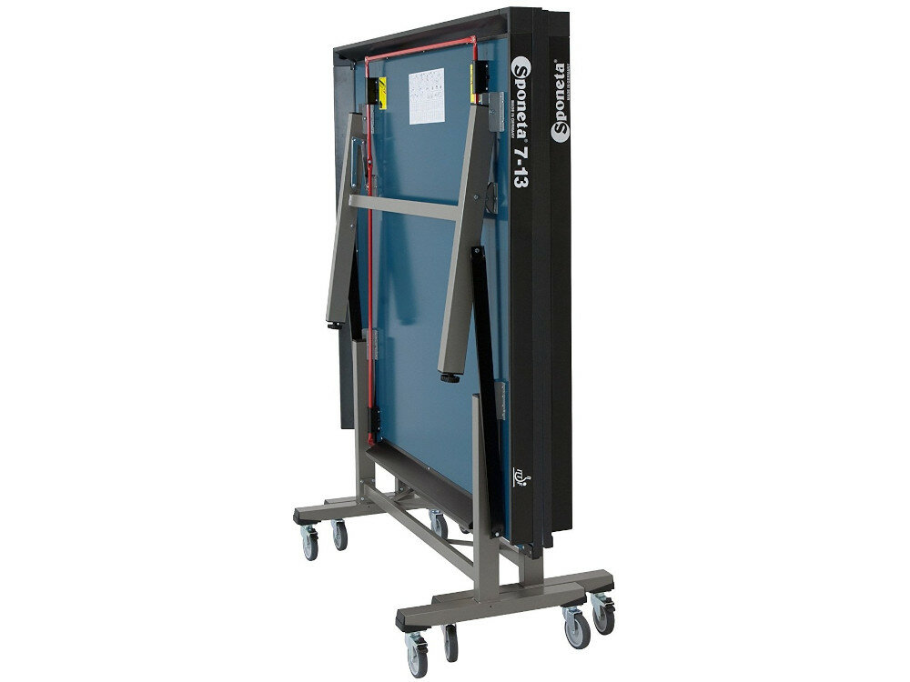 Stół do tenisa stołowego SPONETA S 7-13 Master Compact automatyczna blokada w pozycji rozłożonej i złożonej mechanizm umożliwiający rozkładanie stołu z obu stron jednocześnie możliwość rozłożenia tylko jednej strony