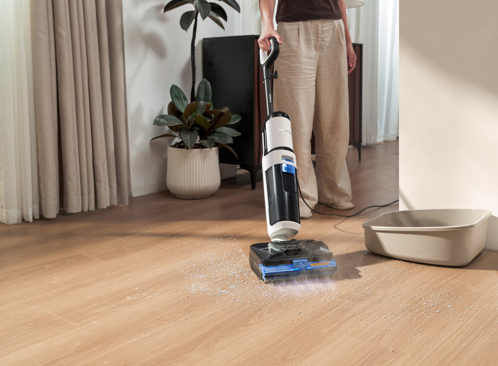 Mop elektryczny TINECO Floor One S6 Stretch Steam wygodna obsług Konstrukcja o wadze 6 kga