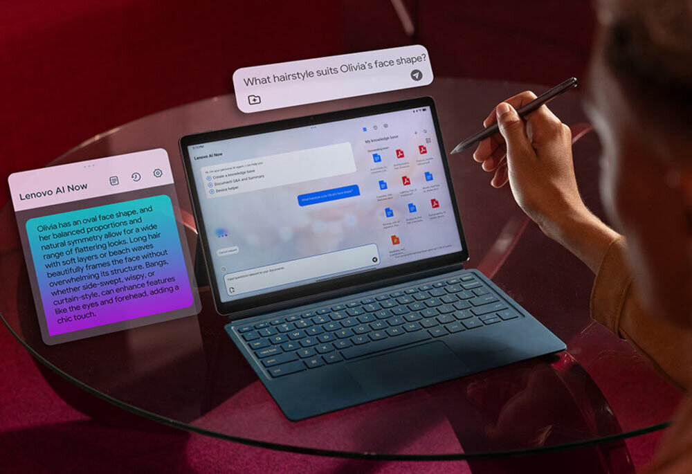 Osoba używa tabletu z klawiaturą i rysikiem, na ekranie widoczne są aplikacje i okno czatu. Obok tabletu znajduje się karta z tekstem: \'Lenovo AI Now\' oraz opisem dotyczącym kształtu twarzy Olivii.