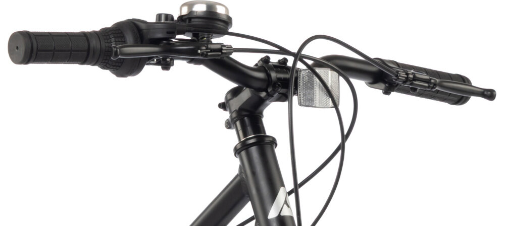 Rower młodzieżowy KARBON Superlight 24 cale dla chłopca Czarny zbliżenie na kierownicę białe tło lekka aluminiowa kierownica typu LOW RISE KID wygodna naturalna pozycja aluminiowy wspornik stabilne mocowanie trwałość antypoślizgowe uchwyty ograniczniki na końcach gripów