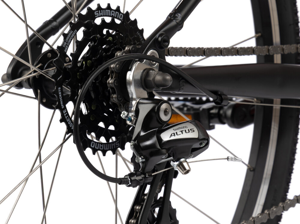 Rower młodzieżowy KARBON Superlight 26 cale dla chłopca Czerwony zbliżenie na przerzutkę 7 przełożeń tylna przerzutka SHIMANO Altus technologia SHADOW przerzutka jest schowana i mniej narażona na uszkodzenia duża wytrzymałość i precyzyjne działanie zmiana biegów jest płynna i bezproblemowa obrotowa manetka SHIMANO RS35