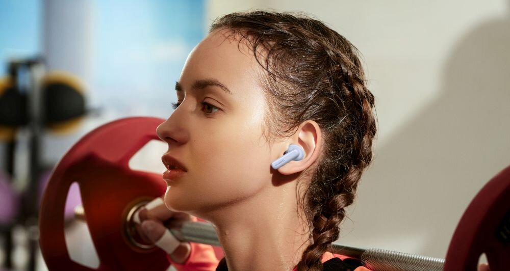 Słuchawki dokanałowe HUAWEI Freebuds 5I  dźwięk moc łączność szumy redukcja szumów hałas głośność zakres częstotliwość waga zasilanie ładowanie złącze port wtyczka działanie etui smartfon sterowanie wygoda muzyka