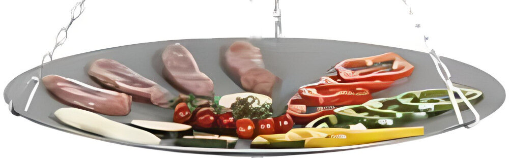 Patelnia ogniskowa FARMCOOK na trójnogu 33 cm Nobel patelnia z surowej śrutowanej stali średnica 33 cm moża odpiąć łatwo wyczyścić otwory do przymocowania łańcucha