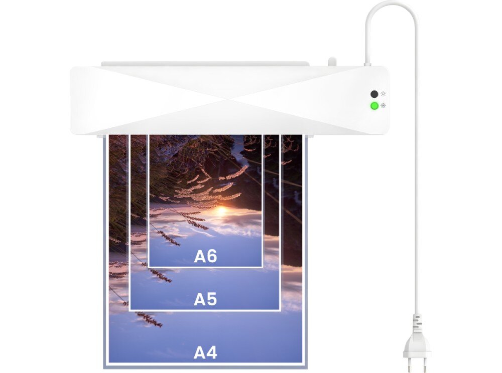 Laminator A4 SAVIO LR-01/W Widok z góry na laminator z podłączonym kablem zasilającym, z którego wysuwają się nałożone na siebie arkusze o wymiarach A4, A5 i A6