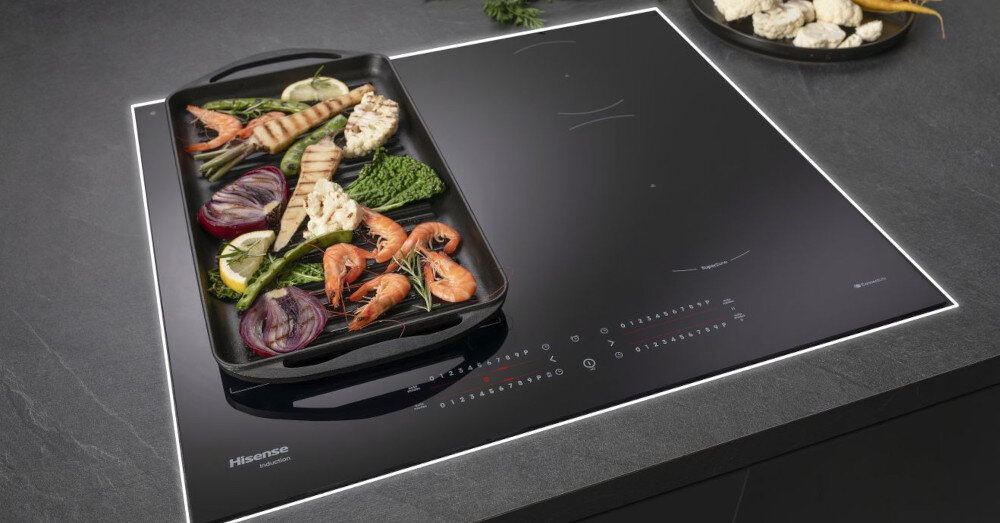 PŁYTA HISENSE HI6442BSCWF wizualizacja lifestyle naczynie warzywa krewetki instalacja Easy Installation łatwa bezproblemowa