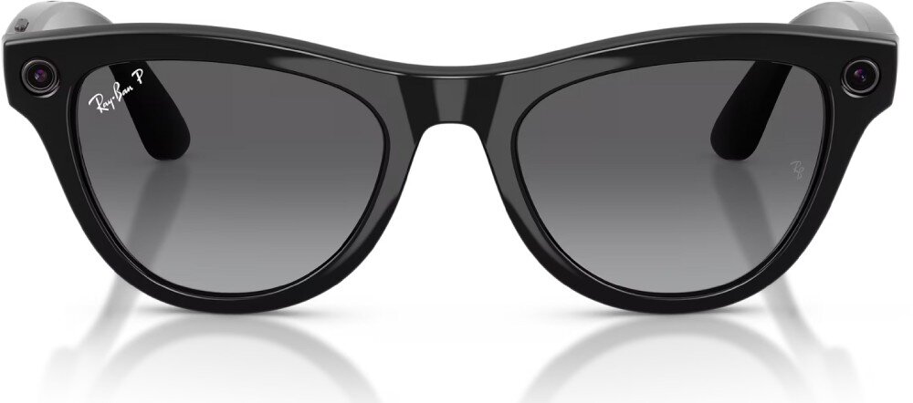 Okulary META Ray-Ban Skyler Gen 2 Czarne okulary przeciwsłoneczne z ciemnymi soczewkami, widok z przodu, na lewej soczewce logo 'Ray-Ban P'