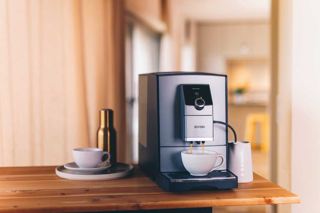 EKSPRES NIVONA 794 CAFEROMATICA (SPI. ZIN.)(BT) SREBRNY Czystość, która dba o smak Automatyczne programy płukania, czyszczenia i odkamieniania system czyszczenia spieniacza  higiena aromat smak kawa