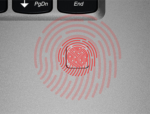 Czytnik linii papilarnych oraz funkcja Windows Hello to prosty sposób na większe bezpieczeństwo