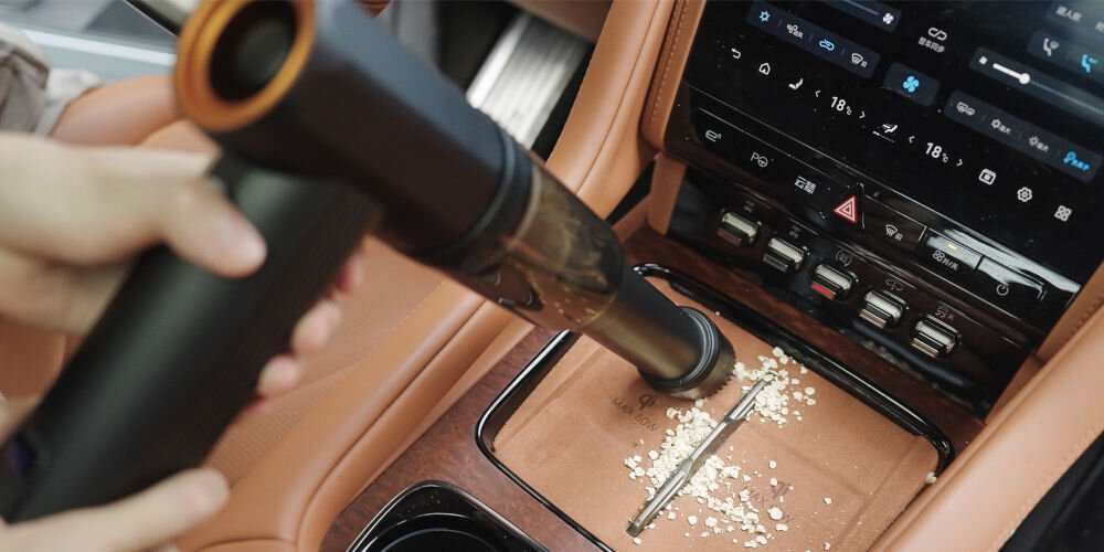 Dmuchawa wielofunkcyjna FeiyuTech KiCA JetFan Max Czarny czarna dmuchawa końcówka odkurzająca odkurzanie wnętrza samochodu mobilny odkurzacz w specjalny filtr zatrzymujący drobne zanieczyszczenia ergonomiczna konstrukcja Wszechstronna technologia komfort efektywność 