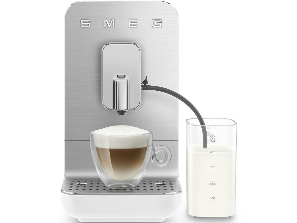 Ekspres SMEG BCC13WHMEU proste czyszczenie ekspresu funkcja Easy Cleaning proces czyszczenia łatwe utrzymanie eskpresu w czystości bez dużego wysiłku 
