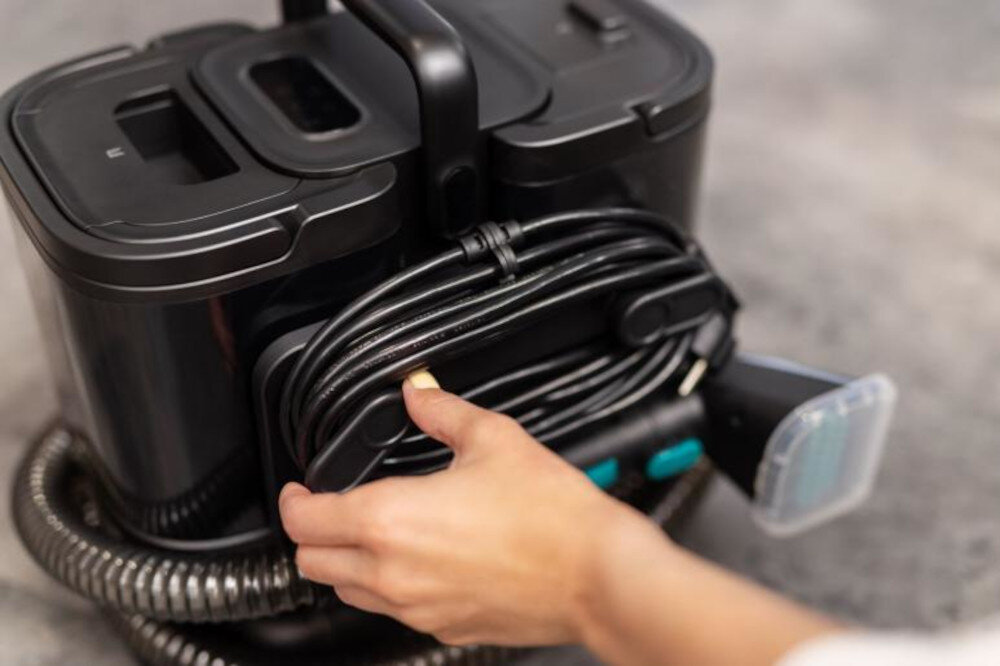 Odkurzacz piorący HISENSE Steam IQ HSS07A Swoboda pracy zasięg przewód długość Mechanizm szybkiego zwijania przewodu  porządek