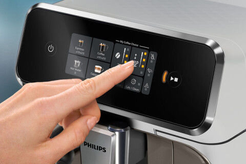 Intuicyjny panel sterowania ułatwia obsługę ekspresu Philips