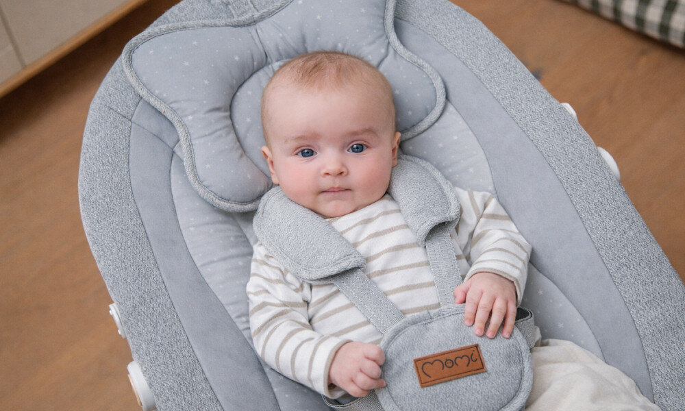 Bujaczek MOMI Pearl Szary prezentacja wizualizacja design wygląd Komfort i spokój malucha